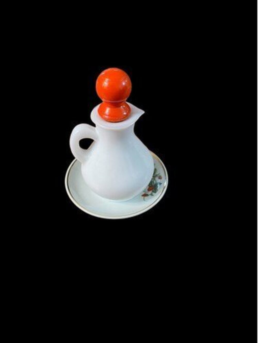 Avon Fine Porcelain Oil and Vinegar Set with Strawberry Design and 22K Gold Trim